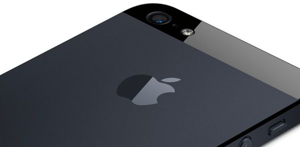 iPhone-5 com câmara iSight de 8 megapixéis