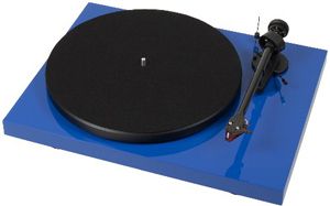 Pro-ject debut carbon