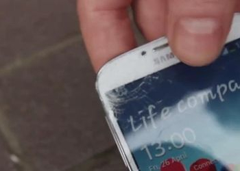 Samsung galaxy s4 falha em teste de resistência