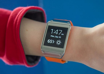 Galaxy gear recebe atualização que permite ao aparelho mostrar notificações de qualquer app