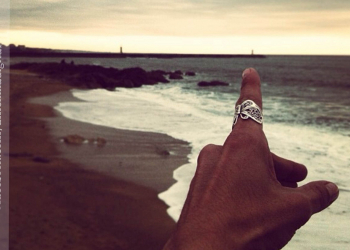 Disse ele: “aponta pra fé e rema”. Ela seguiu sem hesitar, pois em frente era o caminho!