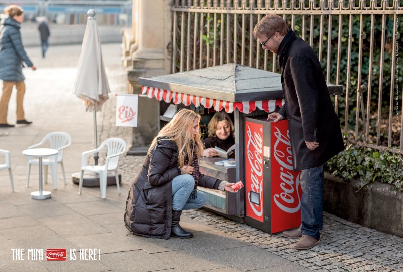 Reprodução campanha Coca-Cola mini
