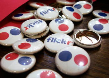 Flickr proíbe o acesso ao serviço com credenciais do google ou facebook