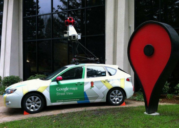 Um dos carros usado pelo google para fotografar as ruas e produzir o google mapas. O android auto usa essa base de dados para ajudar na navegação (foto: reprodução da internet)