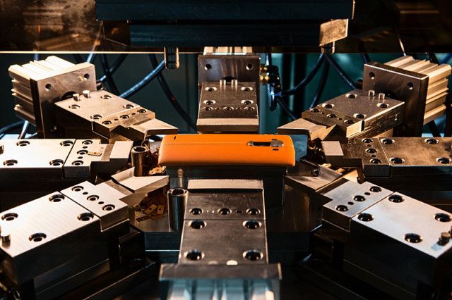 LG G4 leather back manufacturing Android, capa de pele, G4, LG, LG G4, luxu TecheNet Lg-g4-leather-back-manufacturing-640x426