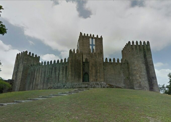 Castelo de guimarães - google