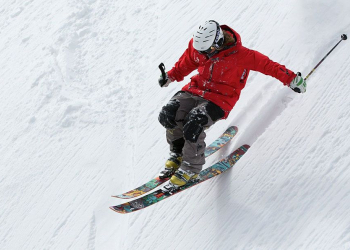 Konica minolta official data sponsor dos campeonatos fis ski jumping e fis nordic combined