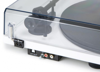 Gira-discos digital e analógico