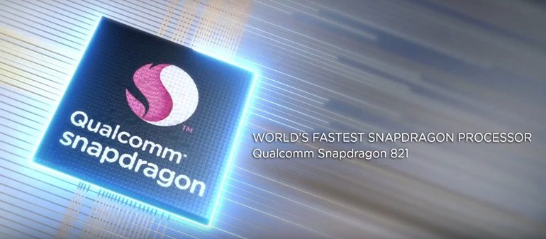 Ambos os smartphones vem com o processador quad-core qualcomm snapdragon 821