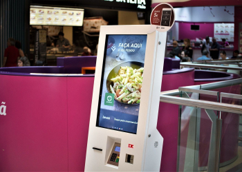 Kiosks digitais revolucionam experiência do cliente na restauração