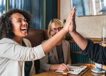 Grupo adecco é a segunda melhor local para trabalhar na europa