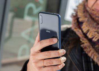 Wiko y70 conta com grande ecrã, e altifalantes duplos