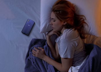 Utilizas o smartphone antes de dormir? Descobre como o podes evitar de forma a descansares melhor