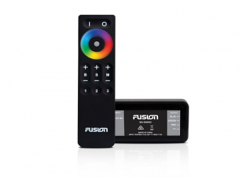 Garmin apresenta o novo comando à distância e módulo de controlo fusion para garantir um entretenimento de áudio e de iluminação a bordo totalmente personalizado