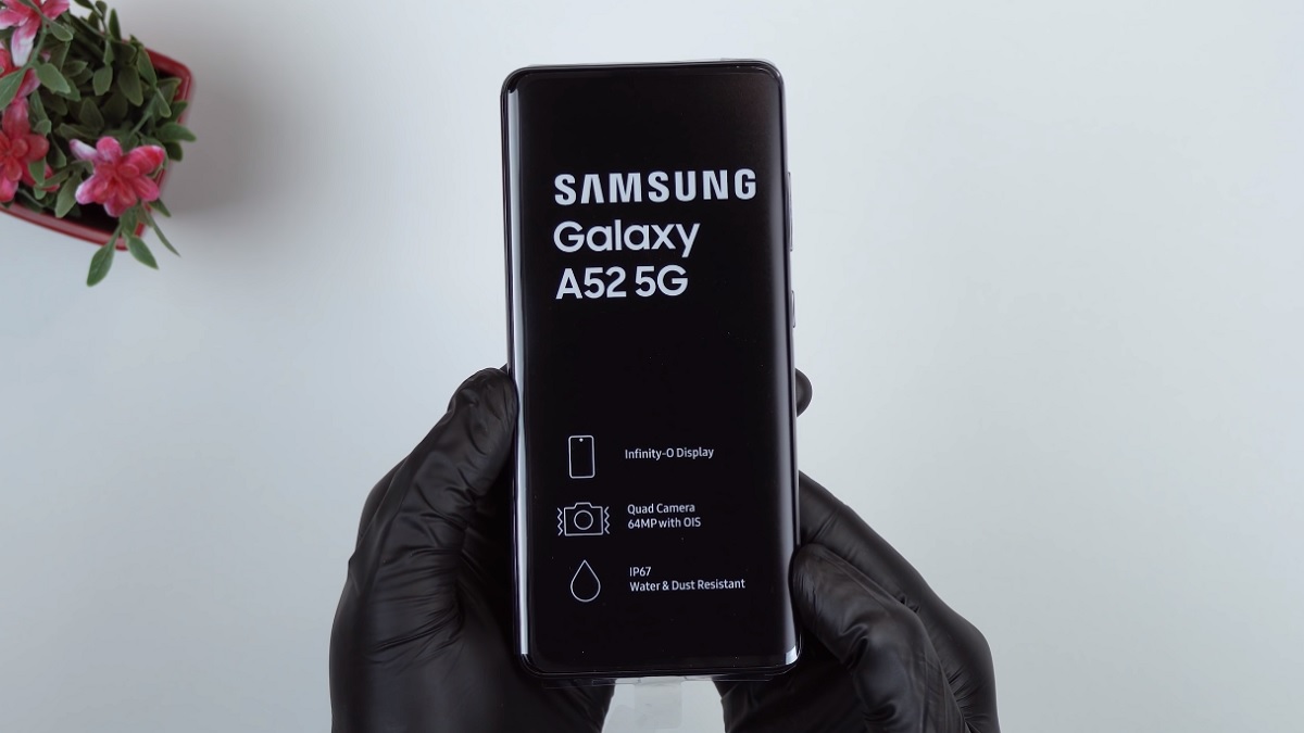 Samsung Galaxy A52 5G unboxing