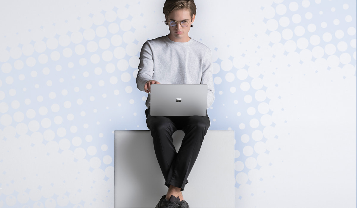 Microsoft surface laptop 4