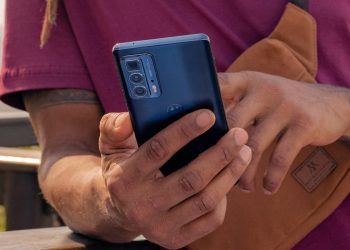 Motorola edge 20 pro