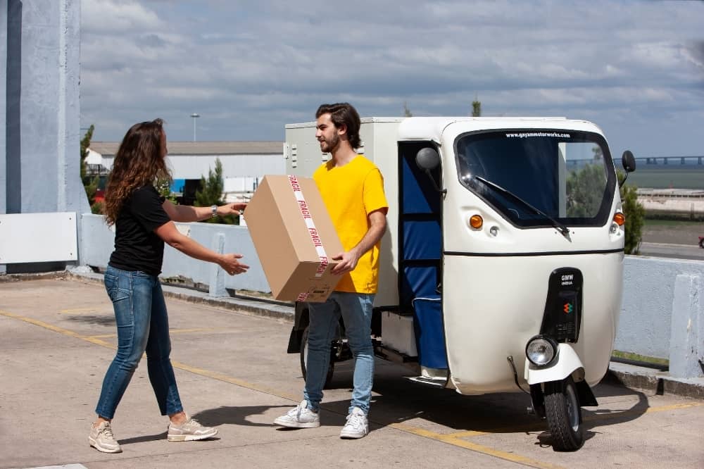 Gmw taskman é um veículo de carga compacto com uma capacidade de 300 k