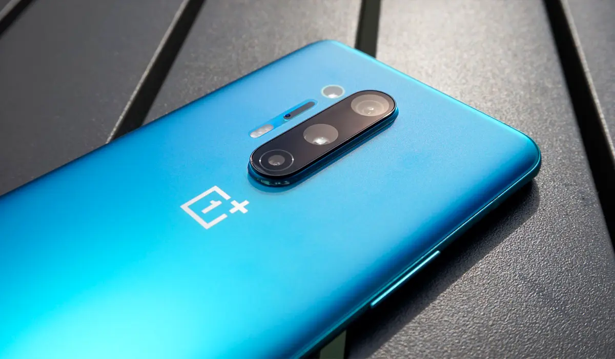 OnePlus 8 Pro - smartphones 2022