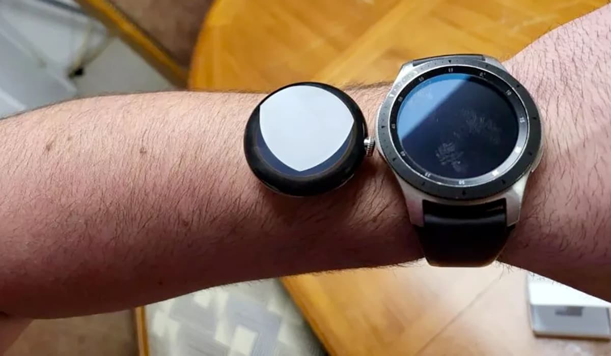 Google Pixel Watch Samsung Galaxy Watch