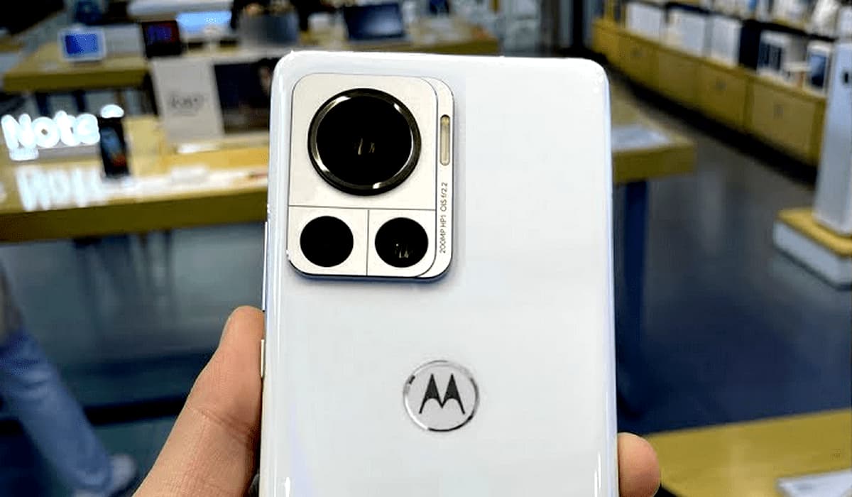 Motorola edge 30 ultra
