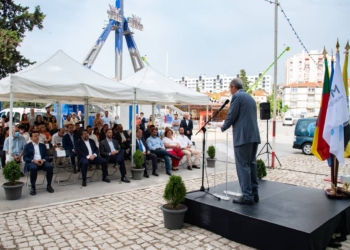 Ministro do ambiente inaugurou hub de carregamento em loures