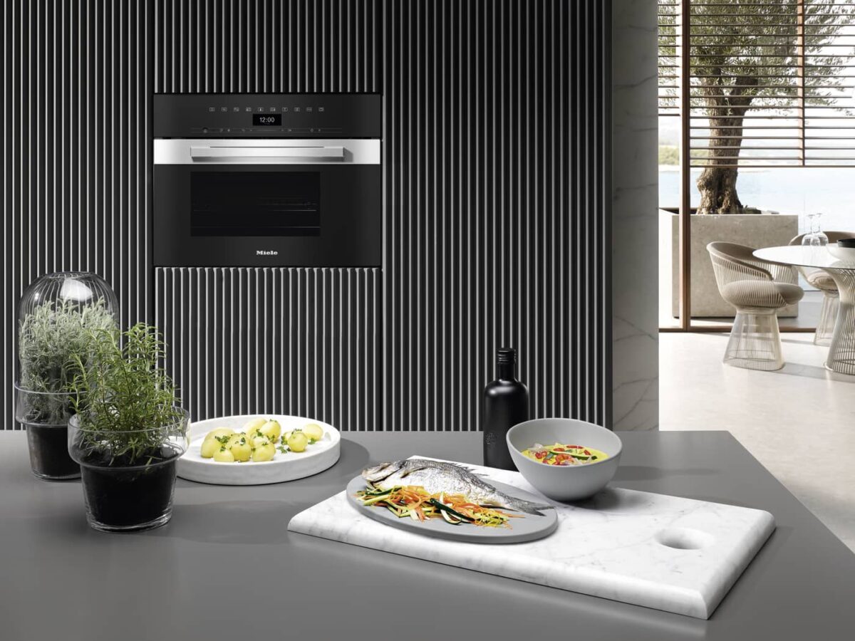Forno a vapor com micro-ondas