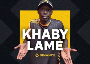 Khaby lame, estrela do tiktok, é o novo embaixador global da binanc