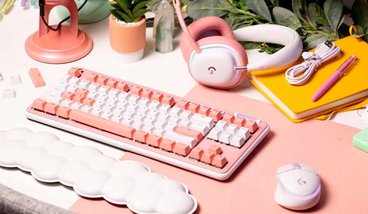 LogitechGAurora 2 Aurora, gaming, Logitech TecheNet Logitech g aurora