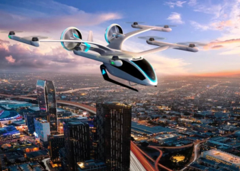 Embraer firma parceria com empresa britânica para desenvolver "carros voadores"