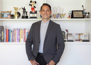 Estudar em universidades estrangeiras oferece vantagem no mercado de trabalho