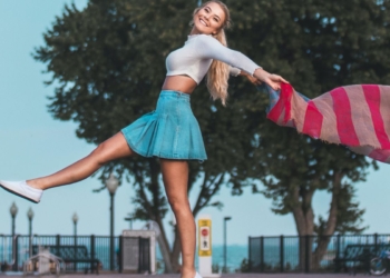 Inventora da minissaia morre aos 93 anos