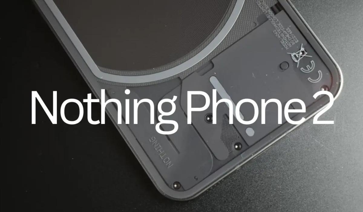 Nothing Phone (2)