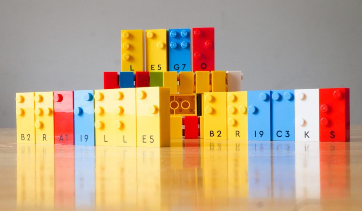 LEGO Braille Bricks (1)