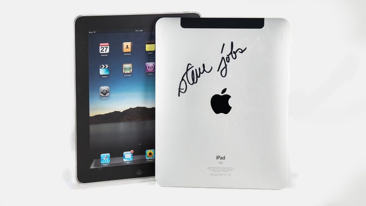 iPad autografado pelo Steve Jobs