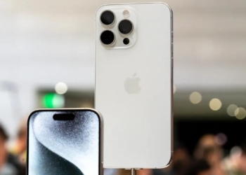 Apple iphone 15 pro imovie clips