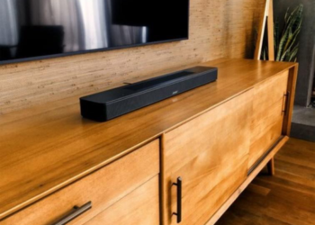 Esta coluna da bose vai possibilitar uma imersão sonora