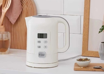 Chaleira elétrica russell hobbs