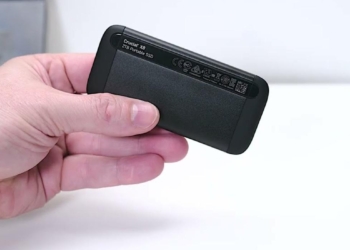 Crucial 8x sdd portátil