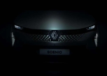 Renault scenic e-tech (1)