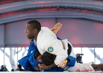 Lutadores brasileiros para acompanhar