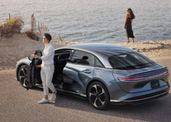 Lucid rwd air pure - carro elétrico (2)