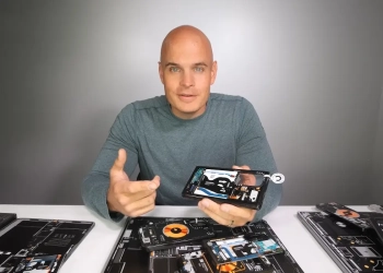 Casetify vs dbrand - zack nelson