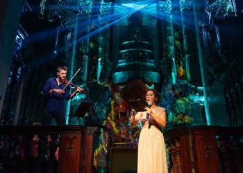 Concerto imersivo une clássicos na igreja dos clérigos