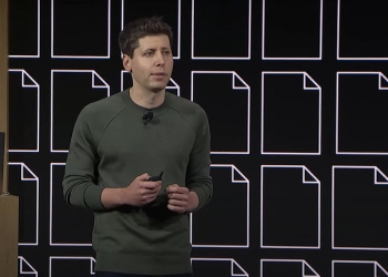 Altman regressa à openai