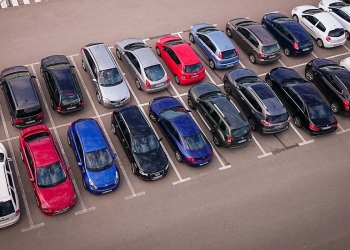 Reclamações no setor automóvel disparam em 2023