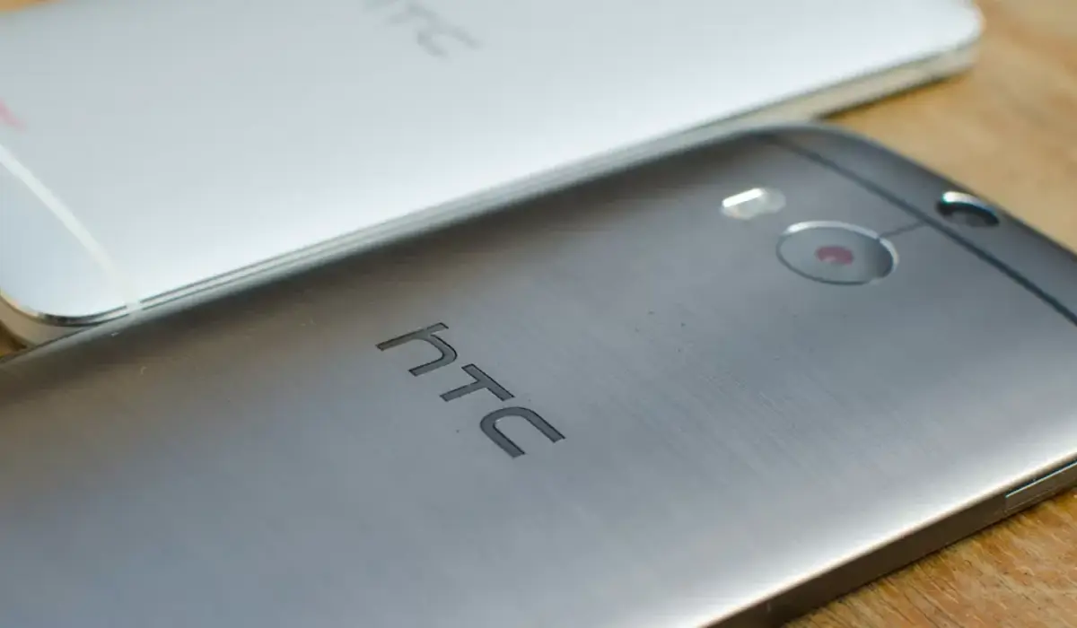 HTC Smartphones gama-média