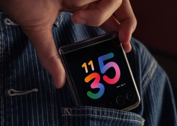 Motorola razr plus 2024