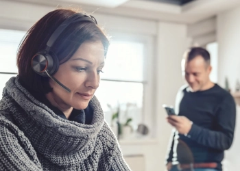 Poly voyager focus 2