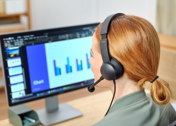 Auscultadores ayda com microfone com cancelamento de ruído